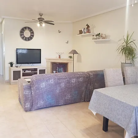 Montegolf Con Terraza Privada דירה