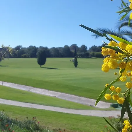 Montegolf Con Terraza Privada דירה